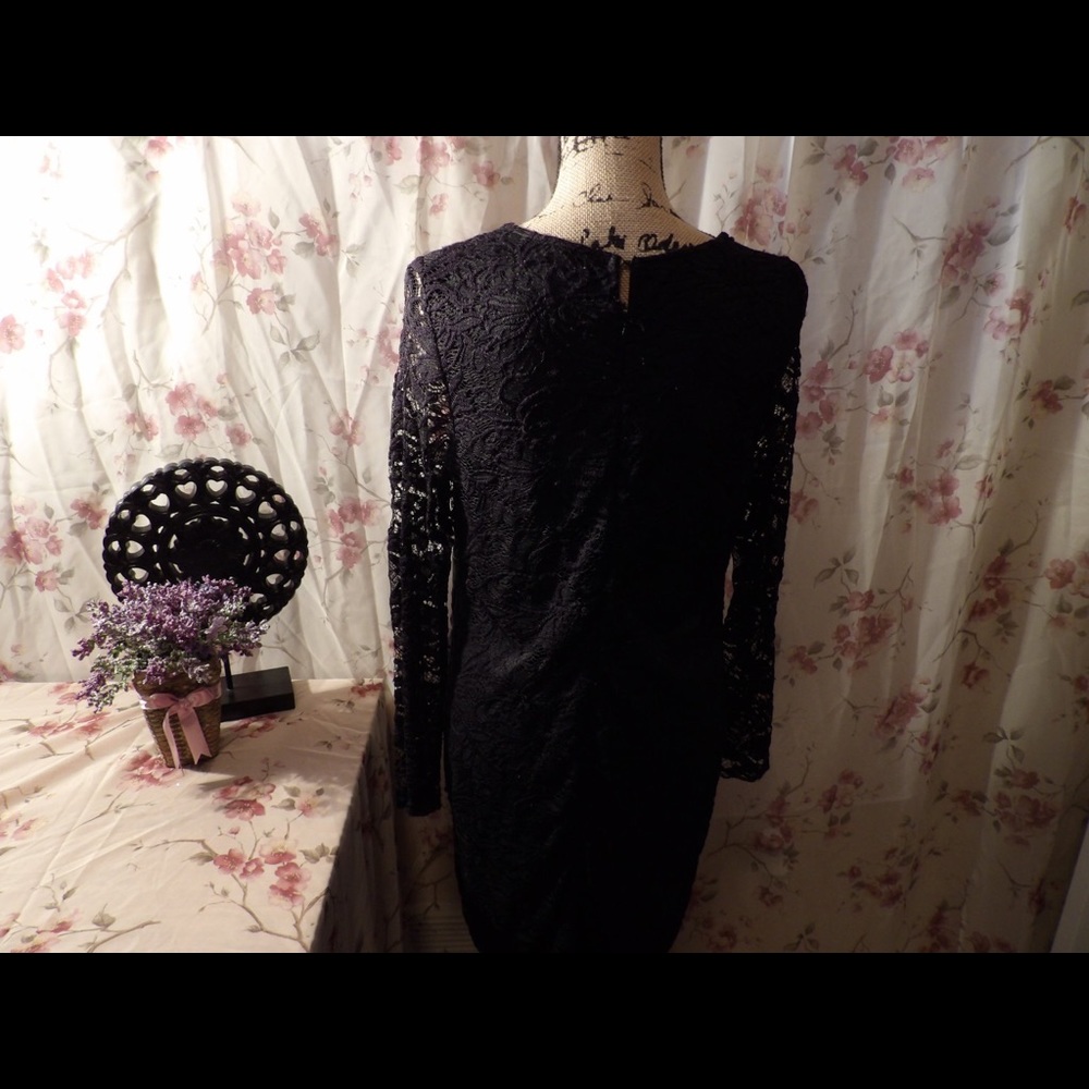 TOTO Collection Plus Size Black Lace dress - Picture 2 of 6